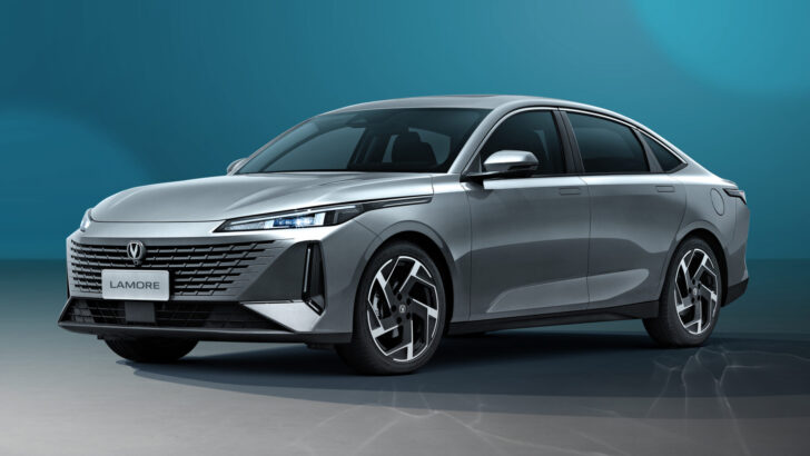 Changan Lamore 2023 стал доступен на российском рынке