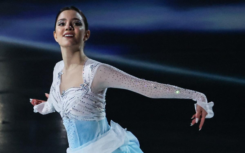 Евгения Медведева попала в ДТП на такси