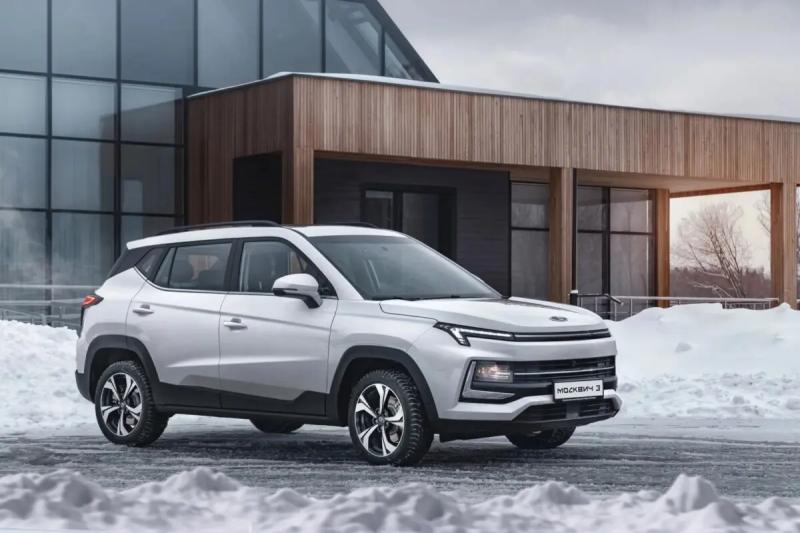 На автозаводе "Москвич" остановили производство автомобилей: в чем причина?