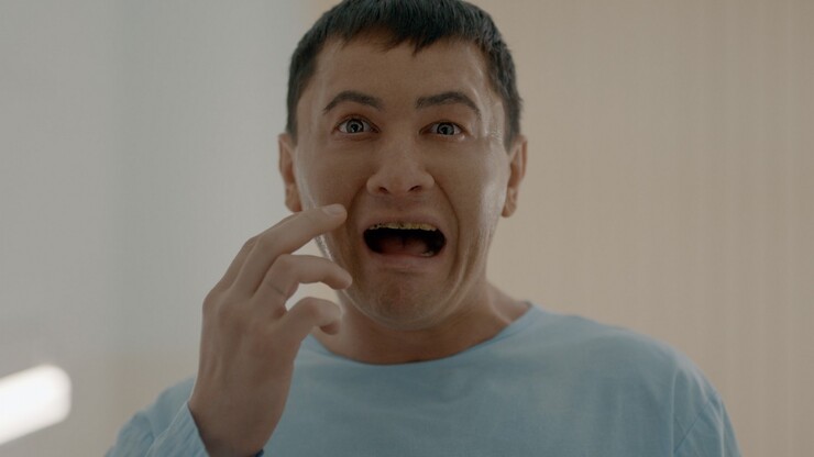 Прилучный превратился в гастарбайтера в трейлере комедии &laquo;Вася не в себе&raquo; от Сарика Андреасяна