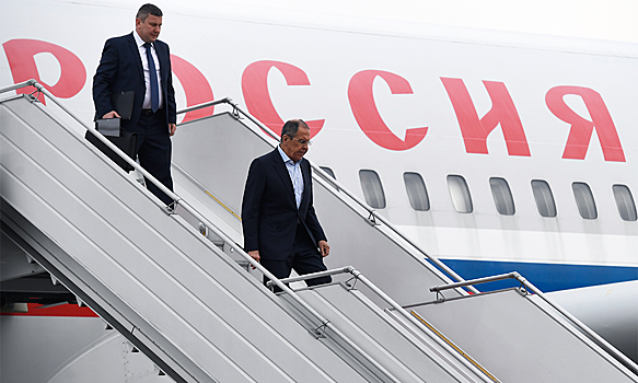 Лавров прибыл на саммит БРИКС в ЮАР