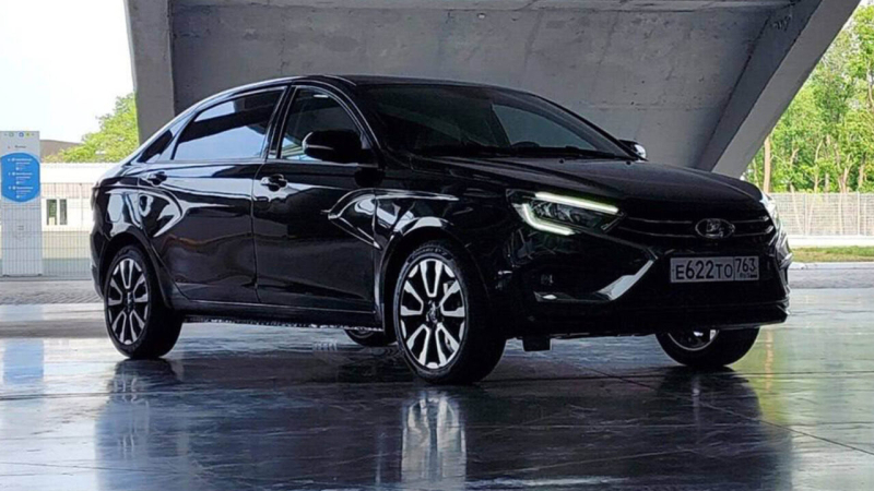 Lada Largus 2023 года и Aura получат корейские комплектующие