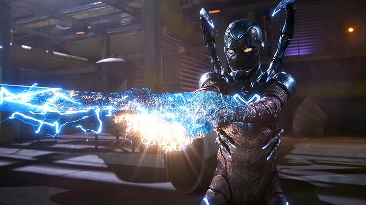 &laquo;Синий жук&raquo; проигрывает по сборам &laquo;Шазаму! 2&raquo;