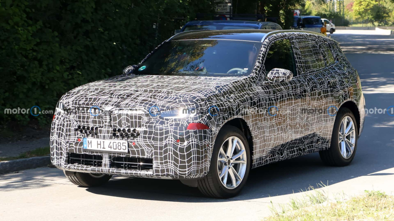 BMW X3 2023 сфотографировали во время тестов