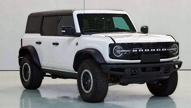 Ford Bronco 2023 получил упрощенную версию для Китая