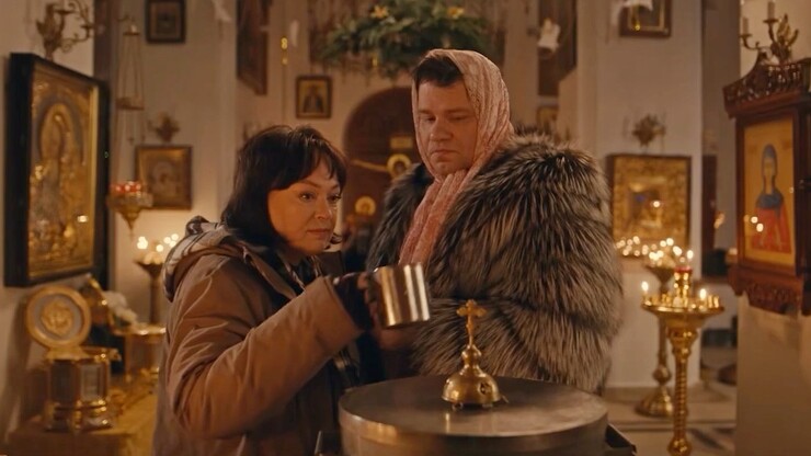 Лариса Гузеева дерётся с Гариком Харламовым в трейлере комедии &laquo;Тёща&raquo;