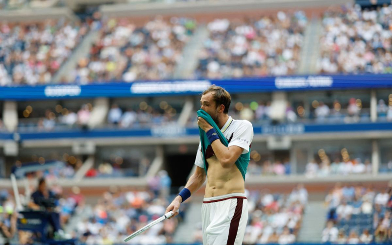 Тарпищев оценил шансы Медведева против первой ракетки мира на US Open