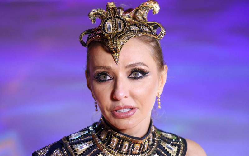 В Алма-Ате приостановили продажу билетов на шоу Навки