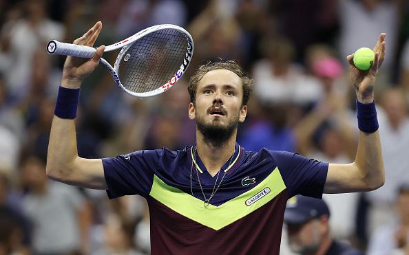 Запах марихуаны и &laquo;гимн Гитлера&raquo;. Главные скандалы US Open