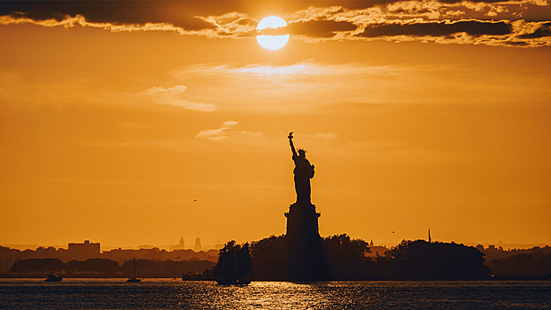 Обзор иноСМИ: &laquo;удар по моральному превосходству США&raquo;, &laquo;РФ диктует ВСУ, как воевать&raquo;