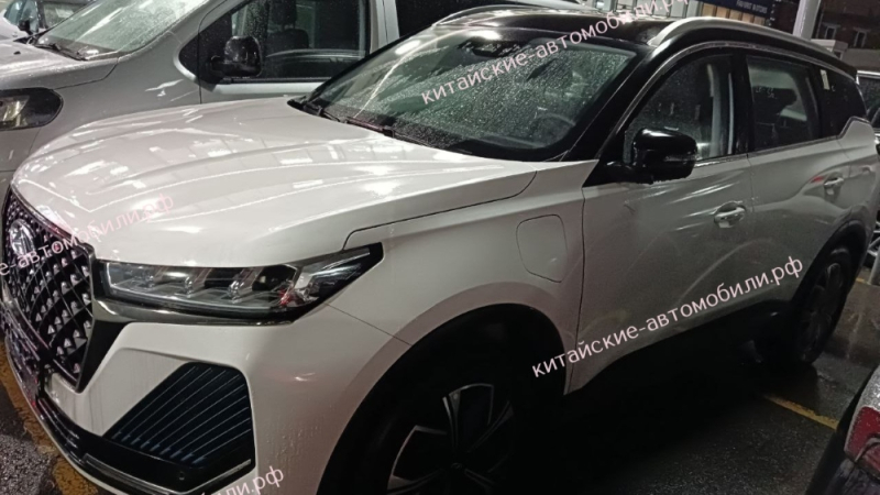 Chery Tiggo 7 Pro 2023: гибридный кросс заметили в Москве