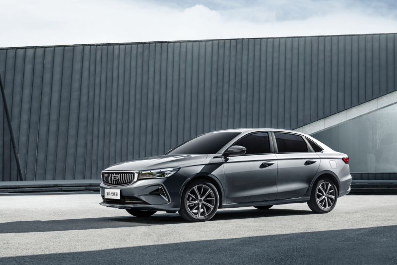 Geely Emgrand 2023 начали продавать в России