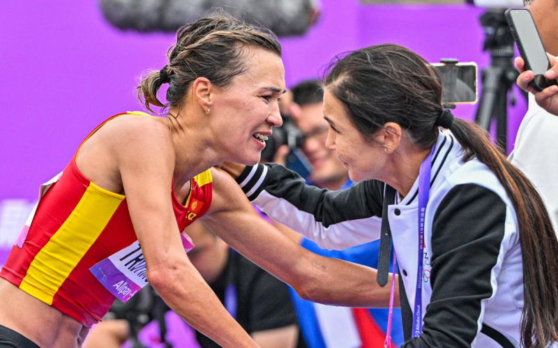 В Якутии дали по ₽1 млн сменившим гражданство атлетам за Азиатские игры