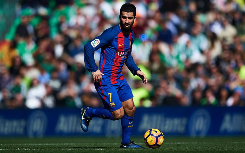 Экс-футболист &laquo;Барселоны&raquo; лишился &euro;13 млн из-за действий мошенника