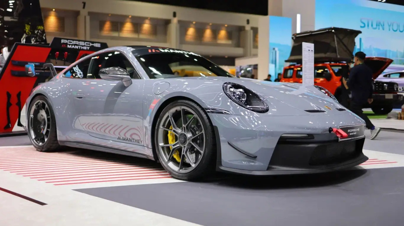 Porsche 911 GT3 2024 с пакетом обновлений от Manthey