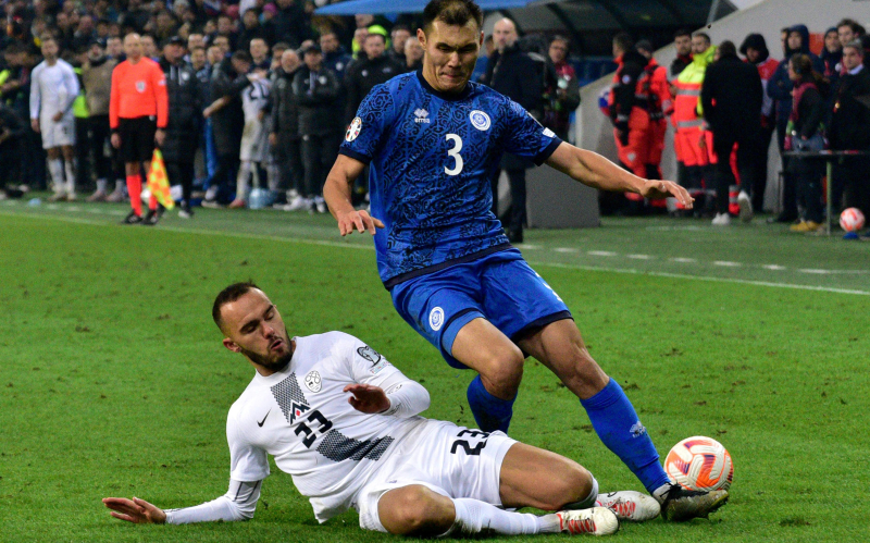 Соцсети &laquo;МЮ&raquo; завалили флагами Казахстана после новости о покупке Алипа