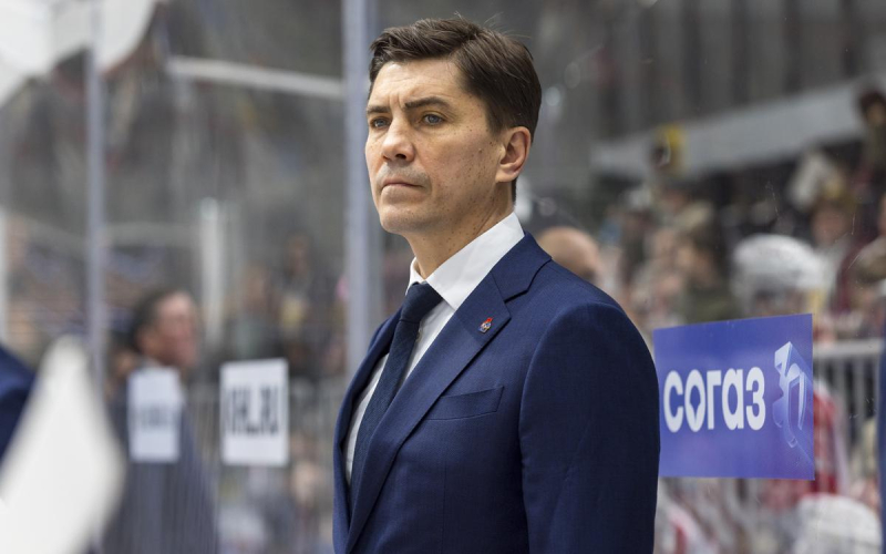 Тренер клуба КХЛ назвал работу судей в матче против СКА порнобизнесом