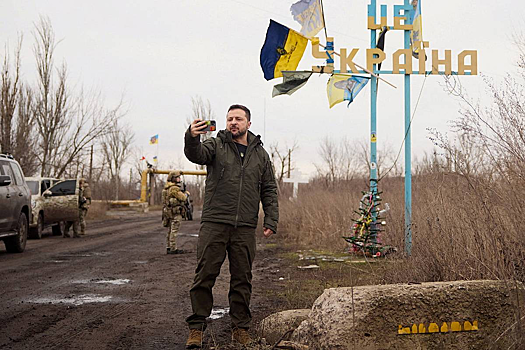 Зеленский приехал в Авдеевку