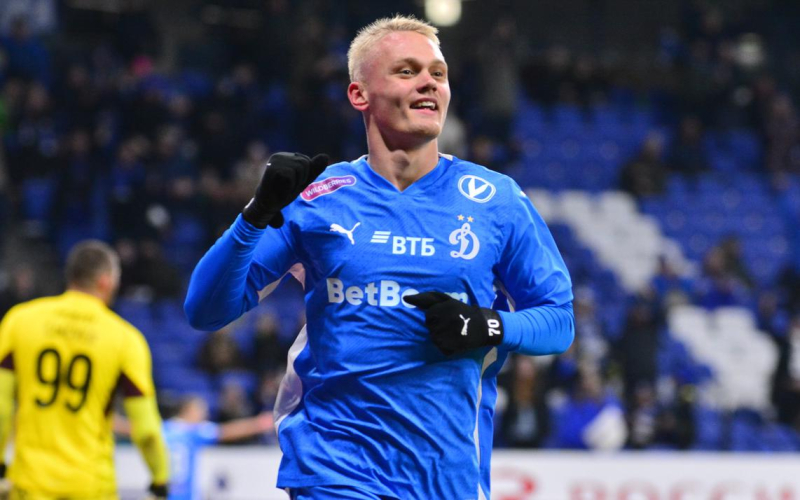 &laquo;Динамо&raquo; продлило контракт с лучшим бомбардиром