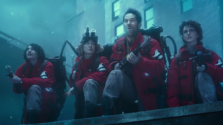 ECTO-1 засветилась на новых фото со съёмок фильма &laquo;Охотники за привидениями: Леденящий ужас&raquo;