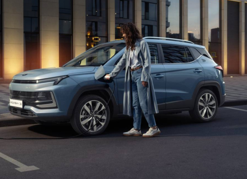 "Москвич 3е" 2023: к концу года будет продано свыше 2 тыс. авто