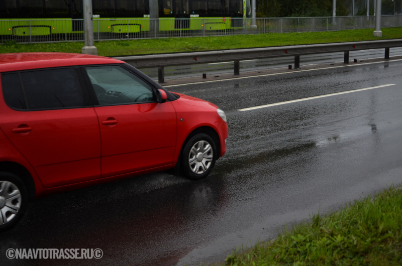 Стали известны три причины, зачем зимой опытные водители отключают систему ESP