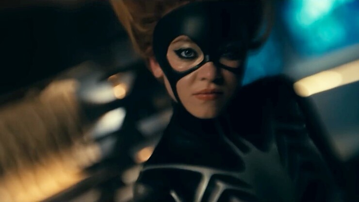 Cидни Cyини и Дакота Джонсон заманивают на премьеру &laquo;Мадам Паутины&raquo;