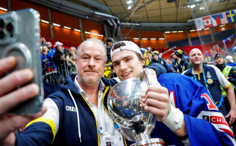 Лучшему нападающему МЧМ угрожали расправой за отказ играть в клубе НХЛ