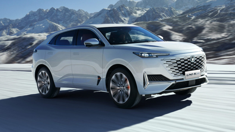 В Россию привезли один из лучших кроссоверов Changan: все причины, почему его нужно покупать