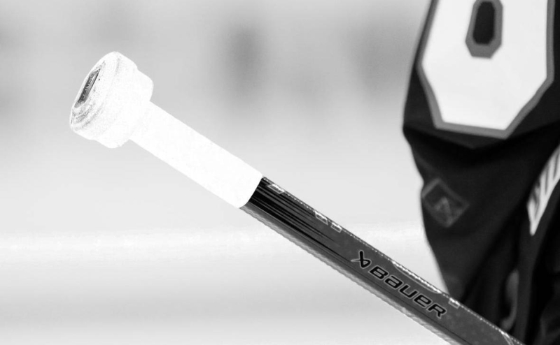 В Воронежской области на тренировке умер 17-летний хоккеист