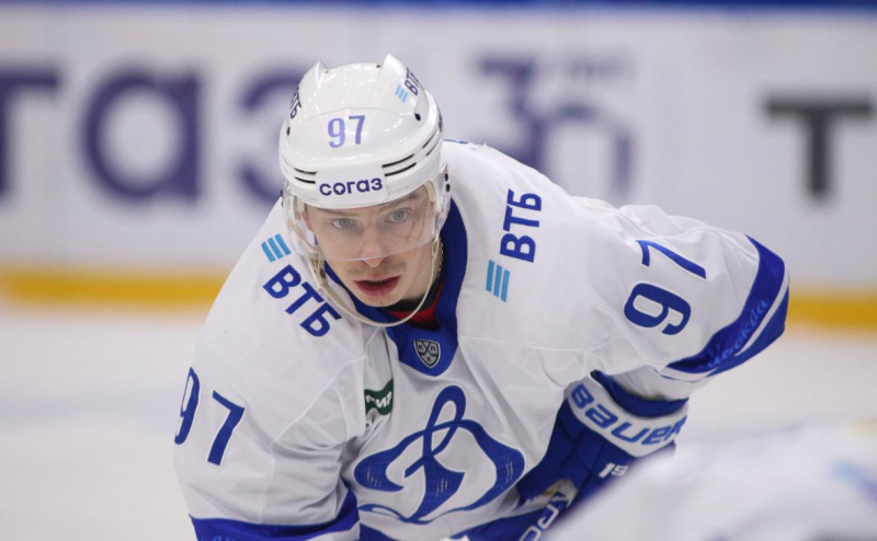 Хет-трик канадца Уила принес &laquo;Динамо&raquo; победу над &laquo;Автомобилистом&raquo; в КХЛ