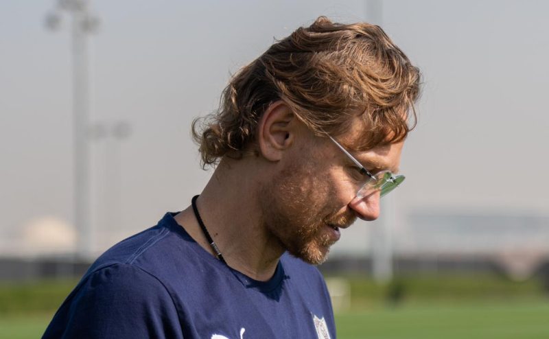 Карпин заявил о готовности к меньшей зарплате ради работы в Испании