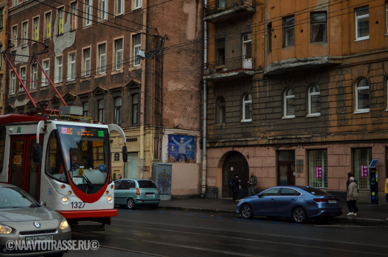 Получить штраф 1000 рублей и забирать свой автомобиль со штрафстоянки придется водителям, которые нарушат это правило