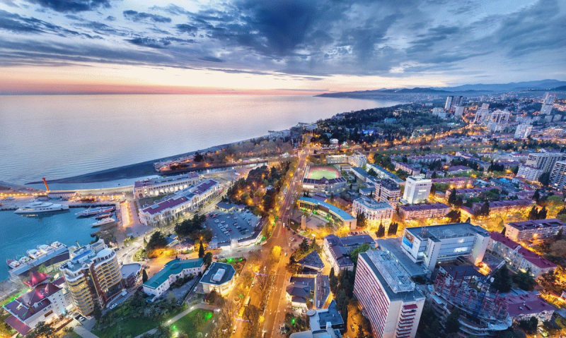 Российские туристы назвали Сочи самым дорогим курортом