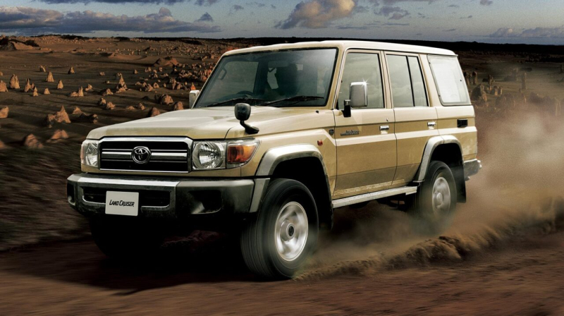 В России продается "неубиваемый" Toyota Land Cruiser с одним серьезным недостатком - его не будут покупать
