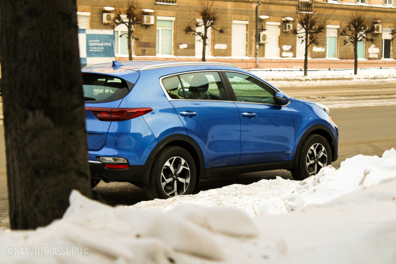 Впереди ждут новые метели и заносы: какие правила стоит вспомнить перед тем, как попасть в пробки на 10 баллов?