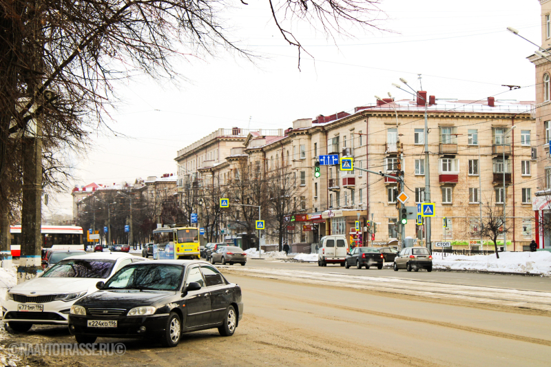 Эксперт Шкурыгин предположил снижение интереса к гибридным машинам в России