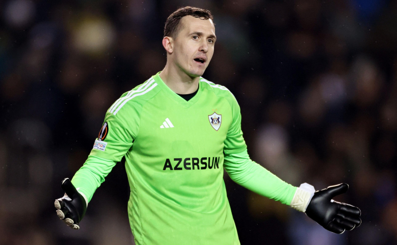 Клуб российского вратаря вновь упустил победу над лучшей командой сезона