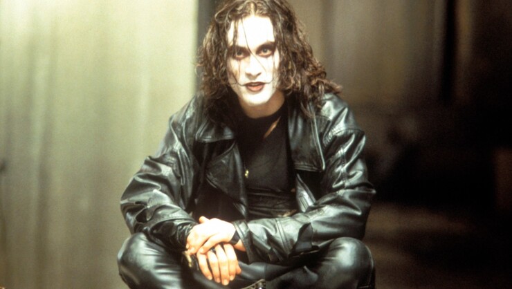 Режиссёр оригинального &laquo;Ворона&raquo; продолжает топить горе-ремейк с уважением к создателям