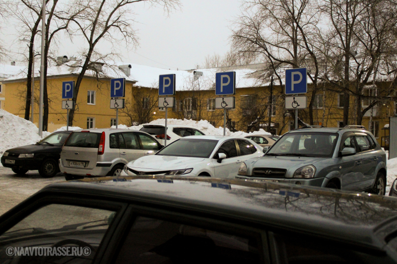 Автомеханик рассказал, сколько топлива тратится во время прогрева двигателя авто
