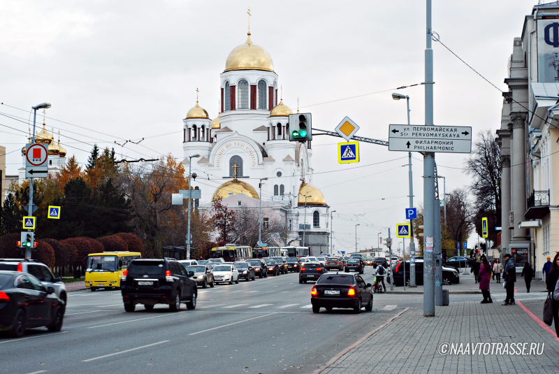 Юрист объяснил, какие автомобили реже останавливают инспекторы ГИБДД для проверок