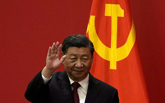 Си Цзиньпин прибыл с визитом в Венгрию