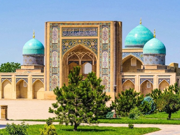 Турпоток из&nbsp;РФ&nbsp;в&nbsp;Узбекистан увеличился более чем в&nbsp;10 раз