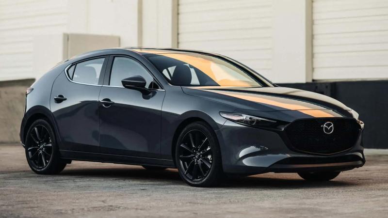 Mazda 3 2025 года: опубликованы цены и комплектации