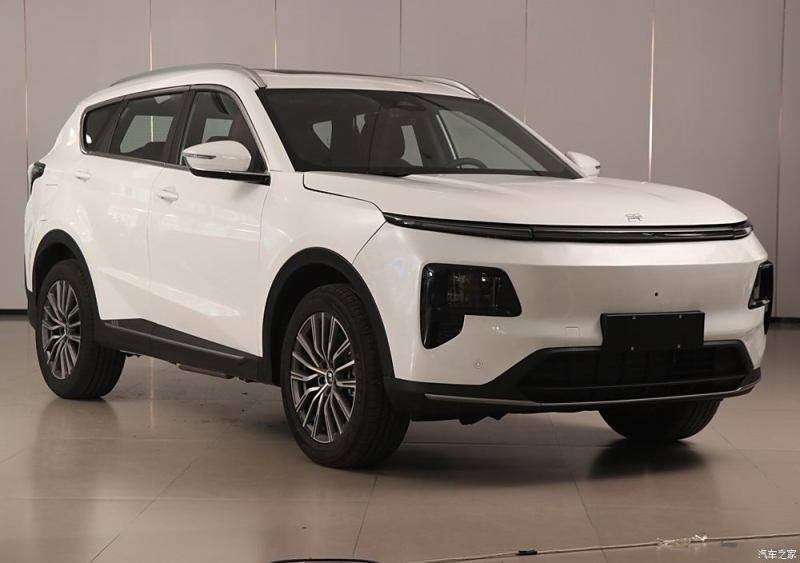 Jetour Shanhai L7 2024 года получил гибридную установку