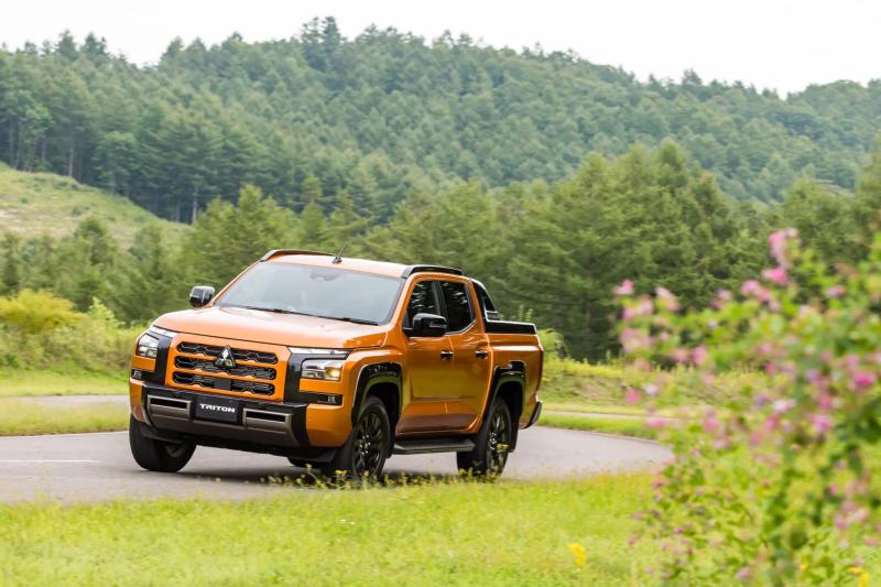 Новый Mitsubishi L200 уже в отечественных автосалонах: чем он лучше и хуже китайских аналогов?