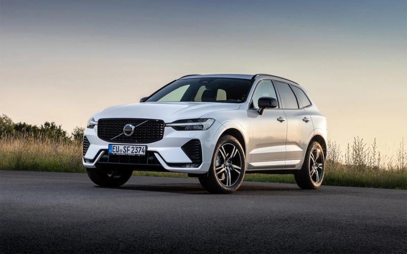 Почему новый кроссовер Volvo XC60 - это не самый удачный автомобиль для покупки: названы его минусы