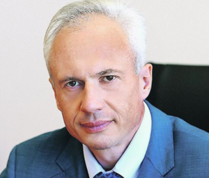 Александр Романов - карьера в нефтехимии, должность Андрея Олейника